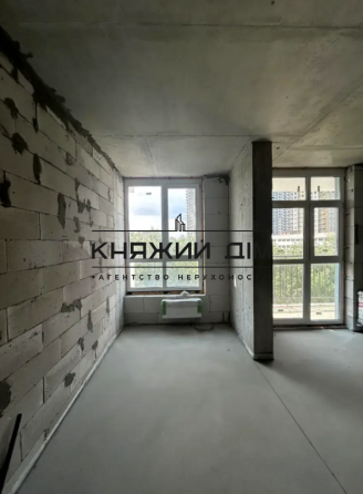 Продаж Квартира 1-кімнатна, 8/25 поверх на Академика Глушкова просп. Киев