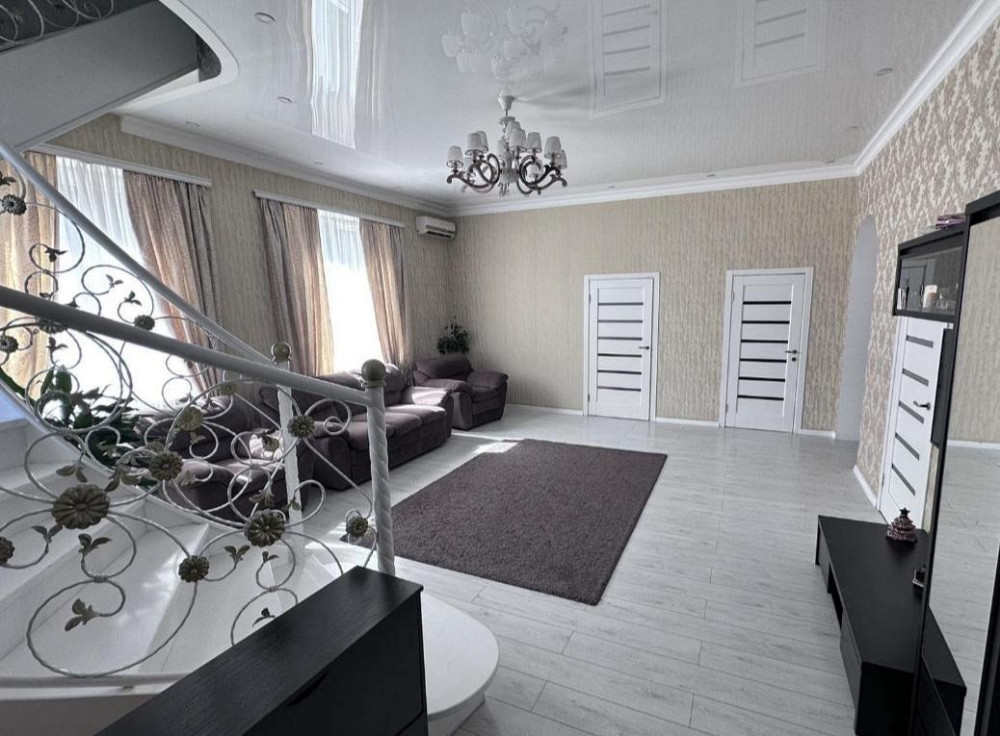 Продам гарний 2-поверховий будинок на Котовського в Золотому трикутнику Одеса - фото 4