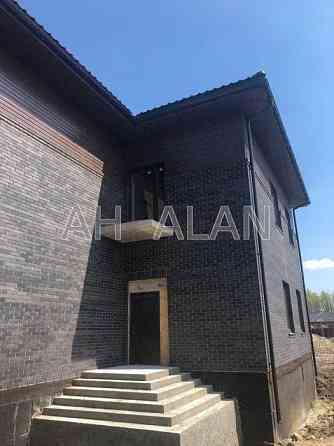 Продаж Будинок 5-кімнатний на Виноградна вул., 1 Лісники