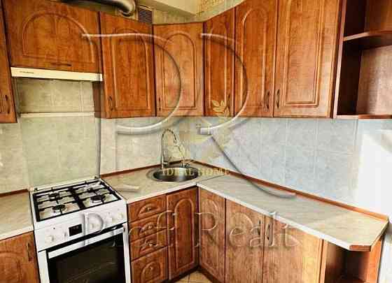 Продаж Квартира 1-кімнатна на Сосниных Семьи ул., 8 Київ