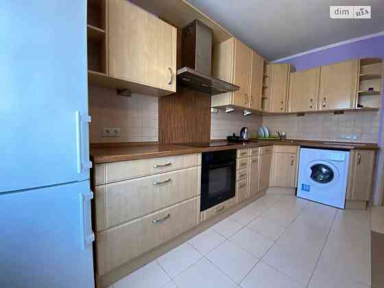 Оренда Квартира 2-кімнатна, 16/16 поверх на Урлівська, 16 Київ