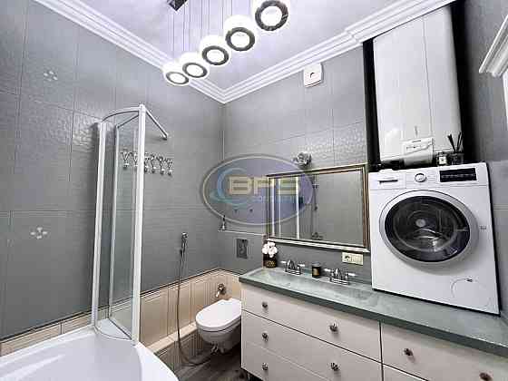 Продаж Квартира, 6/25 поверх на вул. Гагарінське Плато Одесса