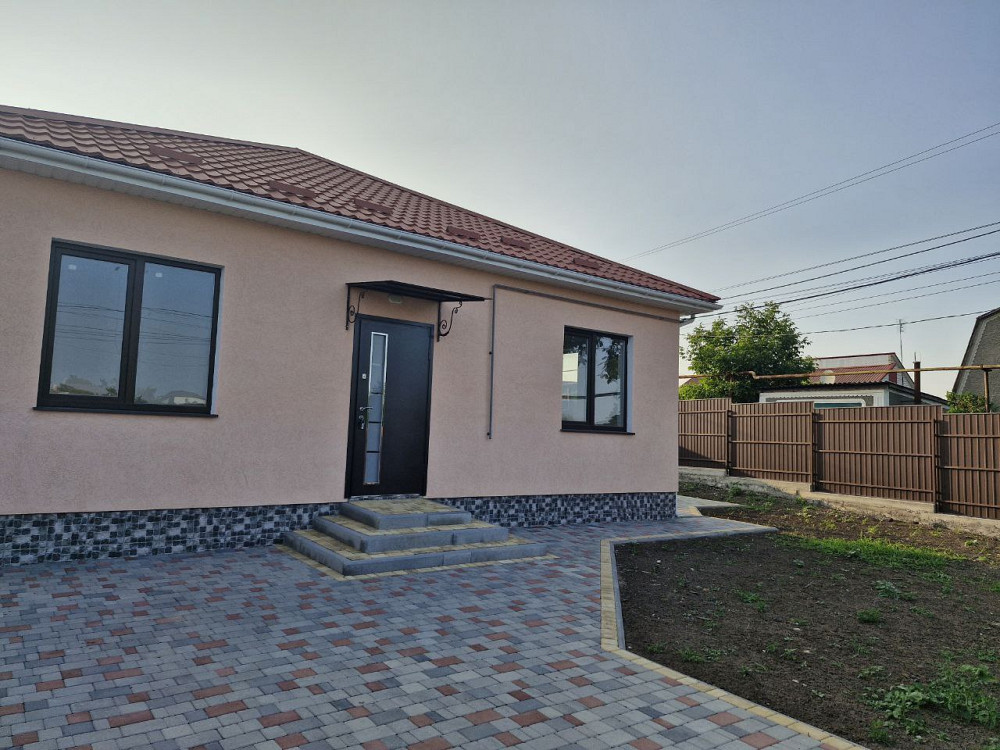 Дом в самом центре с. Нерубайское, рядом Усатово, Слободка. Нерубайське - фото 1