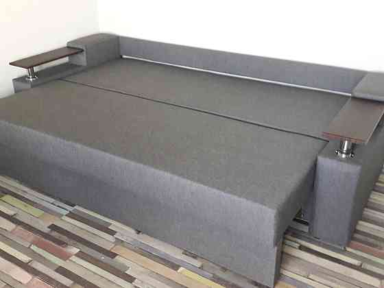 Продаж Квартира 3-кімнатна, 24/26 поверх на Олевська вул., 5 Київ