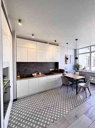 Продаж Квартира 3-кімнатна, 13/25 поверх на Нагірна, 18/16 Киев