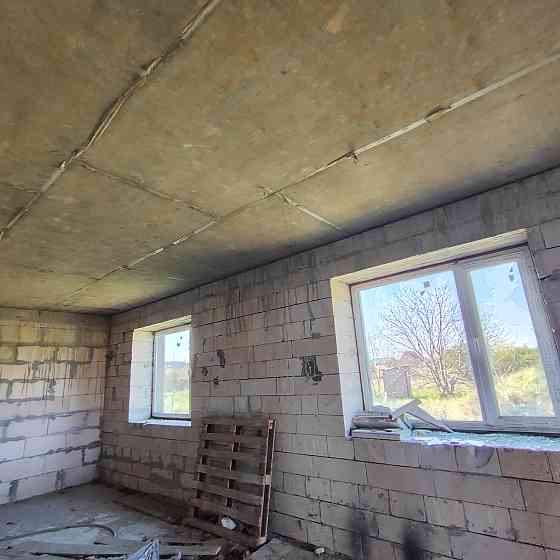 Продам большой дом-дуплекс в с. Нерубайское. Нерубайське