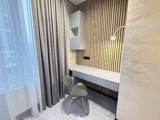 Продаж Квартира 2-кімнатна, 4/10 поверх на Семейная, 5 Дніпро