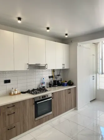 Продаж 1к Квартира 42 кв.м Богдана Хмельницького Львів