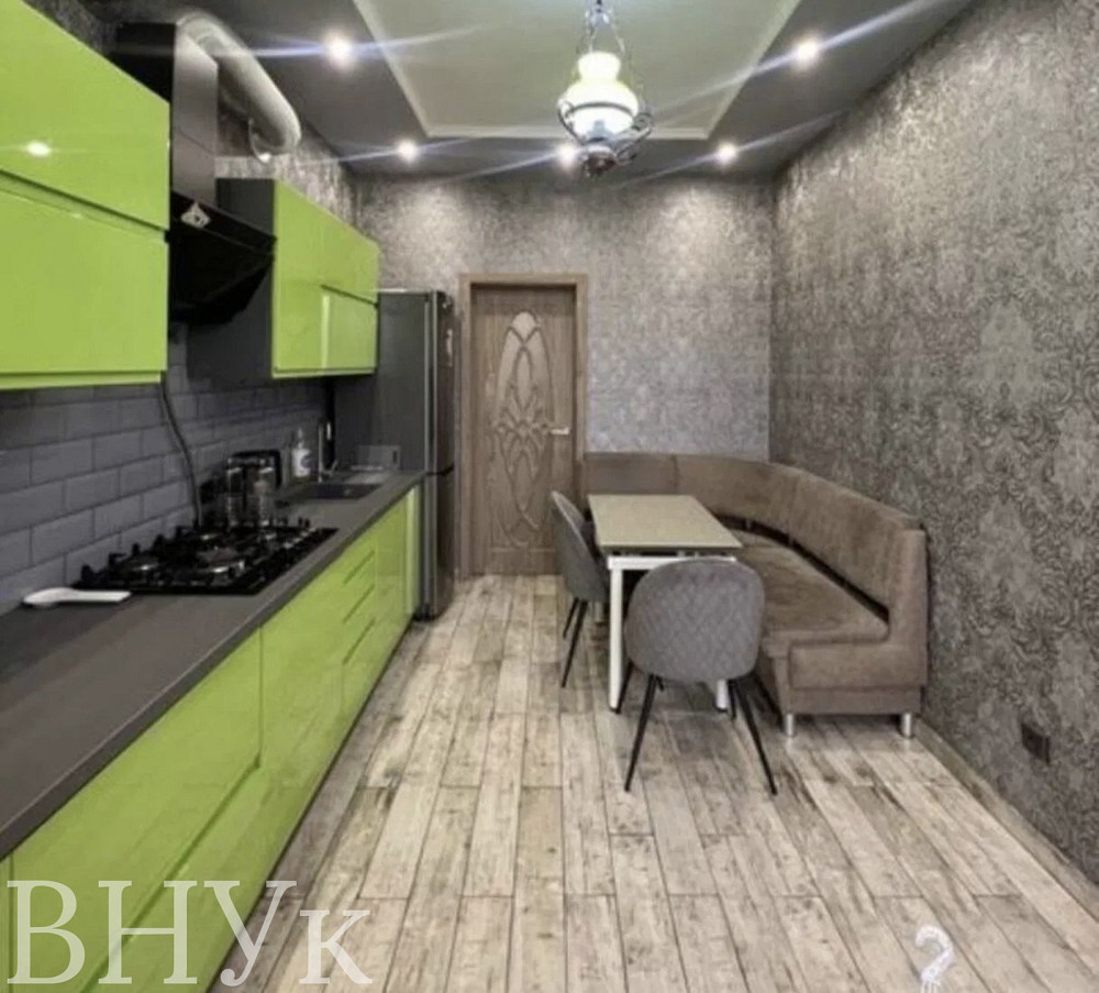 Продаж Квартира 2-кімнатна, 1/5 поверх на Тлехаса Ужгород - изображение 2