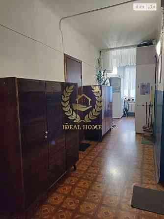 Продаж Квартира 1-кімнатна, 2/5 поверх на Сергея Берегового ул., 16/14 Киев