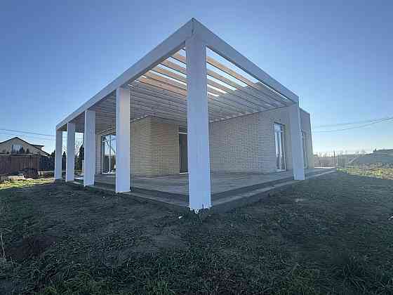 Продаж Будинок на Карєрна 