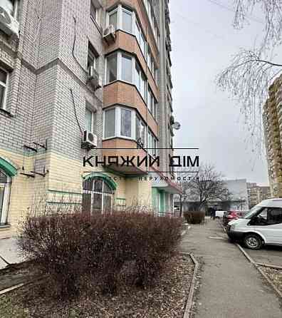 Продаж офісне приміщення на Григоренко Петра просп. поверх - 1/17 Київ