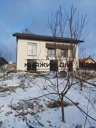 Продажа 2-х этажного дома в с. Иванковичи. № 2211577 Іванковичі