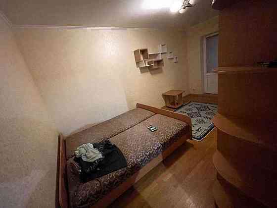 Оренда Квартира 1-кімнатна, 2/5 поверх на Дегтярівська, 15 Kiev