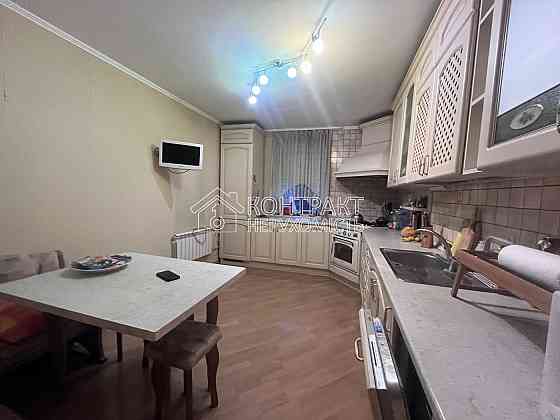 Продаж Квартира 3-кімнатна, 2/9 поверх на вул. Велика Кільцева Kharkiv