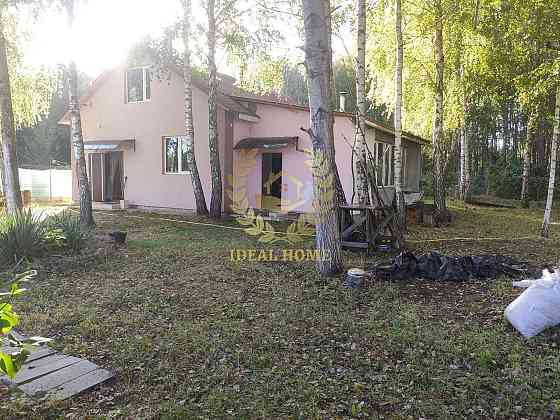 Продаж Будинок 5-кімнатний Kiev