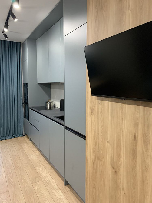 Продаж Квартира 1-кімнатна, 5/9 поверх на Салютна вул., д. 2б Київ - фото 5