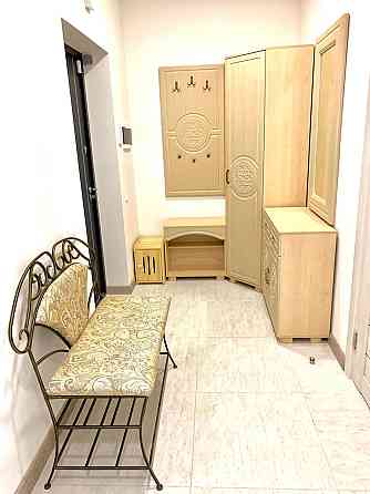 Оренда Квартира 2-кімнатна, 9/10 поверх на ул. Центральная, 19 Київ