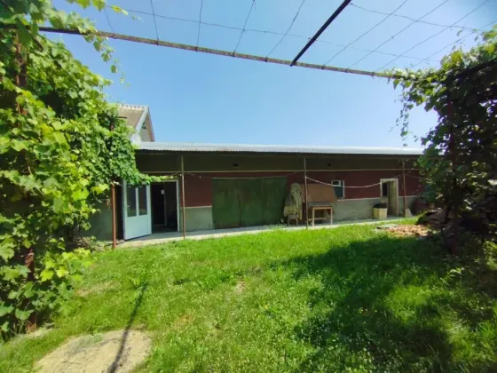 For sale 1-storey House  90 sq.m 3 rooms at Центральна Uzhhorod