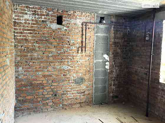 Продаж Квартира 1-кімнатна, 2/6 поверх на Ясногірська вул., 16в Kiev