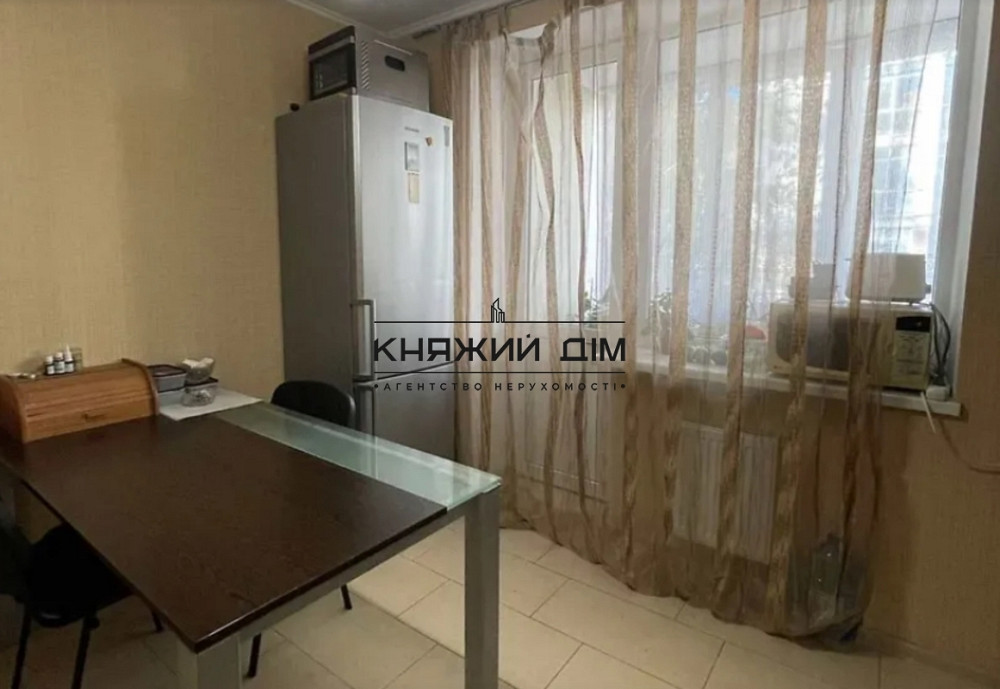 Продаж великої 1-кімнатної квартири 56 м2 в Ірпені, центральний парк. № 21146102 Ірпінь - фото 3