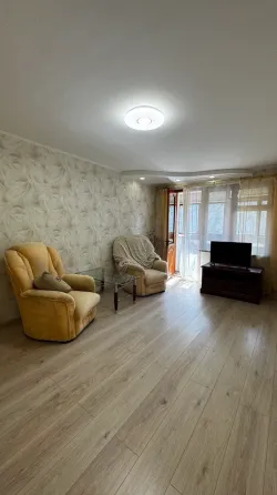 Продаж 1к Квартира 31 кв.м Небесной Сотни Одеса