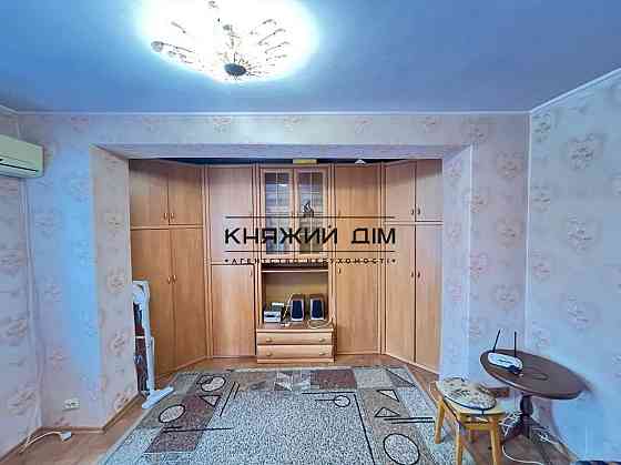 Продаж Квартира 1-кімнатна, 1/9 поверх на Телиги Елены ул. Київ