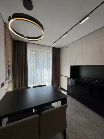 Продаж Квартира 2-кімнатна, 2/6 поверх на Воїнів УПА Яремче