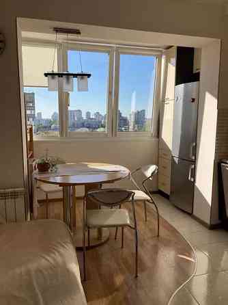 Оренда Квартира 2-кімнатна, 14/16 поверх на ул. Чистяковская, 11б Київ