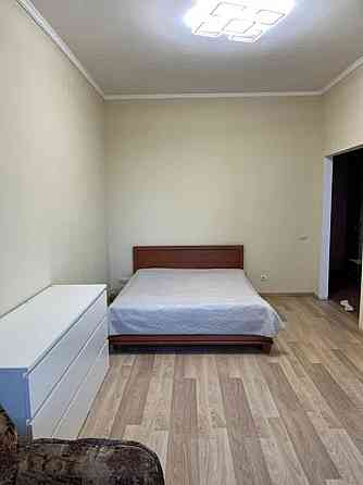 Оренда Квартира 1-кімнатна, 10/17 поверх на Урлівська, 4а Kiev