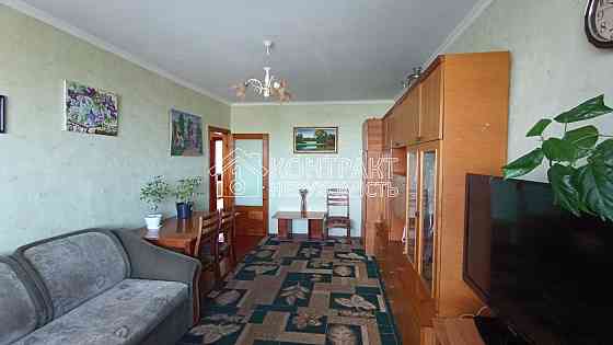 Продаж Квартира 3-кімнатна, 5/5 поверх на вул. надії Песочин