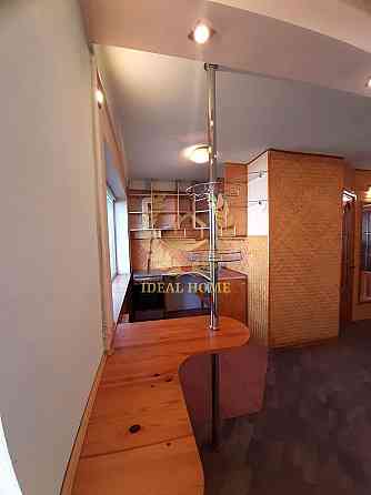 Продаж Квартира 1-кімнатна, 3/5 поверх на Верховного Совета бул., 26Б Київ