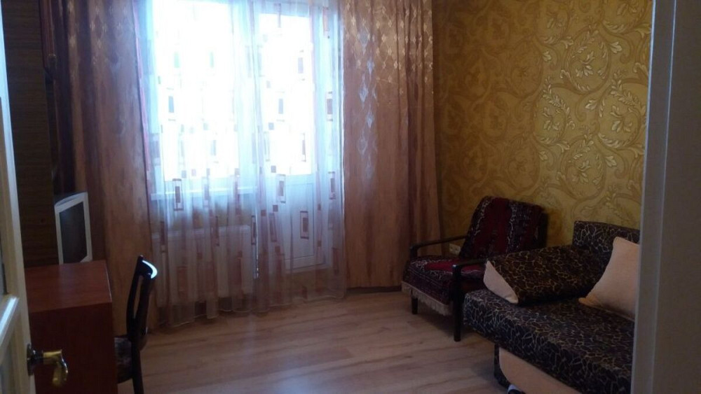 Оренда Квартира 1-кімнатна, 27/35 поверх на Харьковское шоссе, 19Б Київ - фото 1