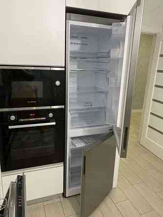 Оренда Квартира 1-кімнатна, 10/27 поверх на ул. Светлая Kiev