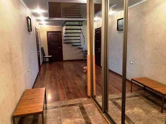 Просторная двухуровневая квартира на Маршала Говорова Odessa