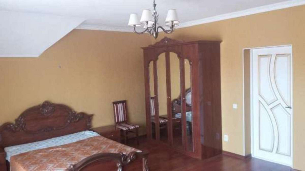 Продаж 2-поверховий Будинок з ділянкою 10 сот 302 кв.м    - фото 9