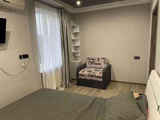 Оренда Квартира 2-кімнатна, 5/5 поверх на Голди Меїр, 43/8 Київ