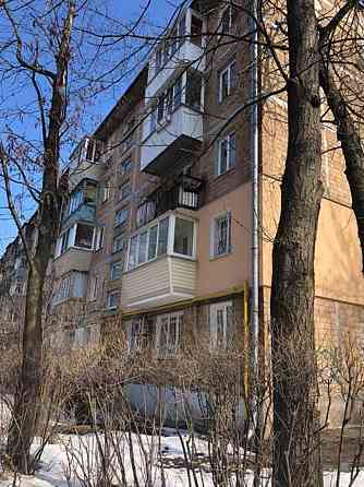 Продаж Квартира 2-кімнатна, 2/5 поверх на Голосіївський просп. (проспект 40-річчя Жовтня), 122 Kiev