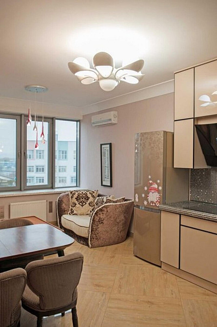 Продаж Квартира 2-кімнатна, 4/23 поверх на Дніпровська вул., д. 14 Київ - фото 1