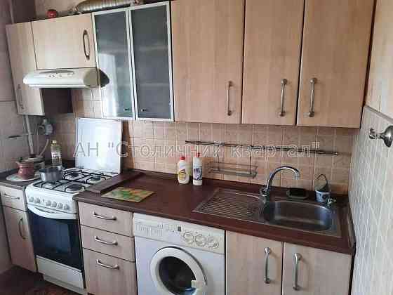 Продаж Будинок 2-кімнатний на Печенізька вул., 35/43 Kiev