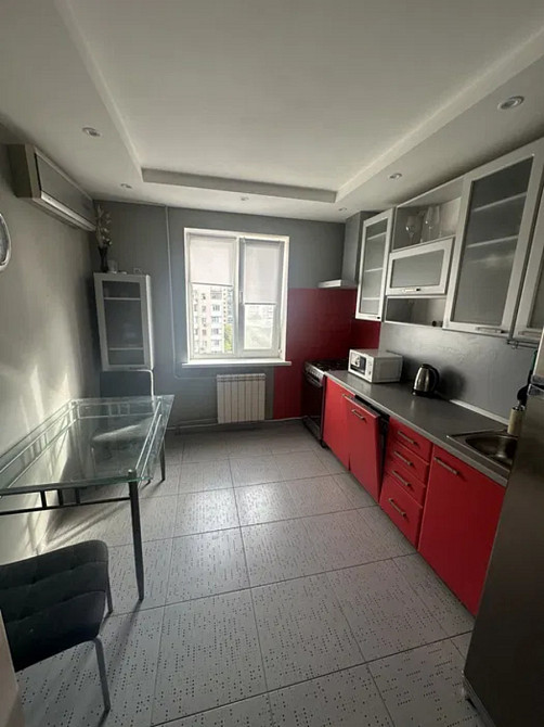 Оренда Квартира 3-кімнатна, 10/10 поверх на Бориса Гмирі, 9 Киев - изображение 1