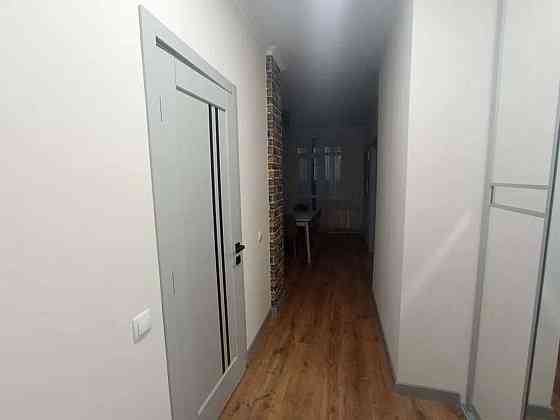 Оренда Квартира 2-кімнатна, 15/25 поверх на ул. Евгения Маланюка Киев