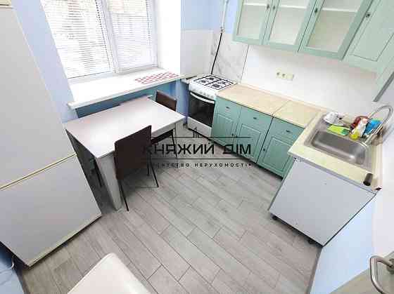 Оренда Квартира 2-кімнатна, 1/5 поверх на Гагарина Юрия просп./Леоніда Каденюка просп. Киев