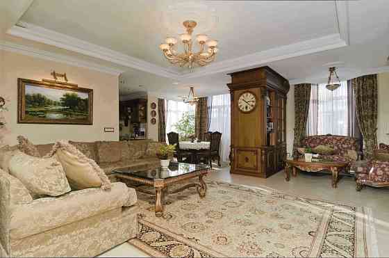 Продаж Квартира 4-кімнатна, 4/23 поверх на Кловський узвіз вул., д. 5 Киев