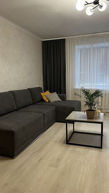 Оренда Квартира 3-кімнатна, 5/5 поверх на Харченко Евгения ул. (Дарницкий) (Ленина), 65 Київ - фото 2