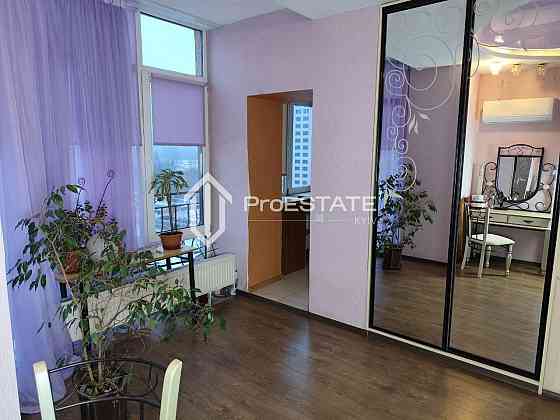 Продаж Квартира 2-кімнатна, 9/13 поверх на вул. Юлії Здановської Київ