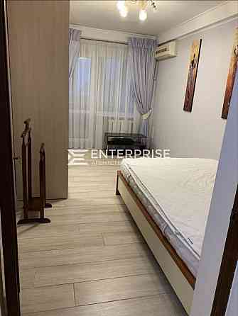 Продаж Квартира 3-кімнатна, 5/9 поверх на вул. Берестейський Kiev