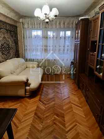 Оренда 2к квартири Леоніда Каденюка 17, метро Чернігівська 15 хвилин Kiev