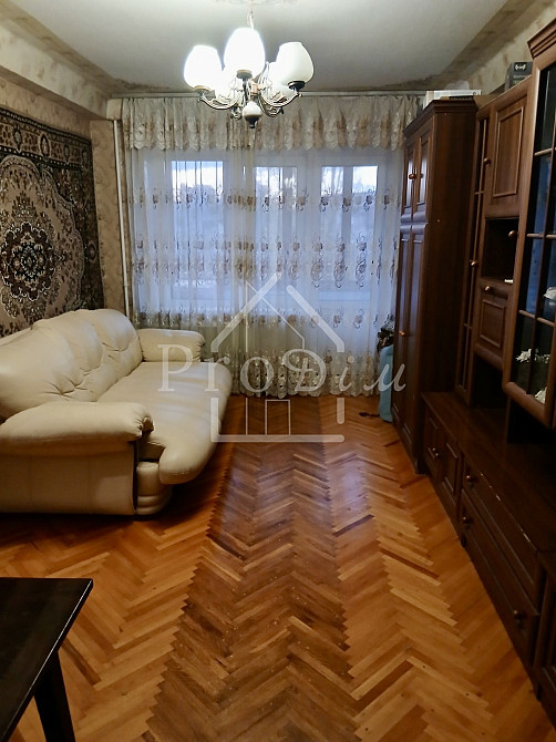 Оренда 2к квартири Леоніда Каденюка 17, метро Чернігівська 15 хвилин Київ - фото 1