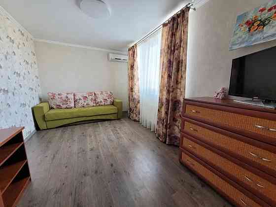 Оренда Квартира 1-кімнатна, 10/26 поверх на вул. Соломії Крушельнийької, 13 Kiev